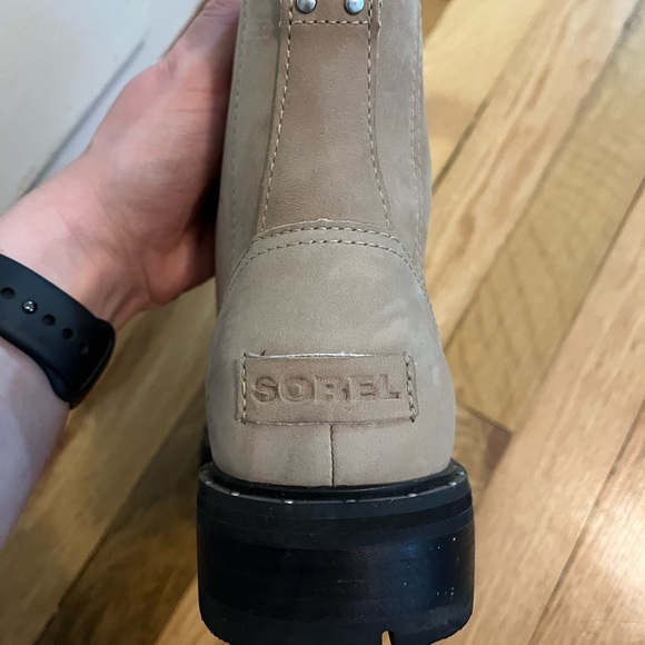 Sorel Lennox lace up boot - Picture 5 of 6